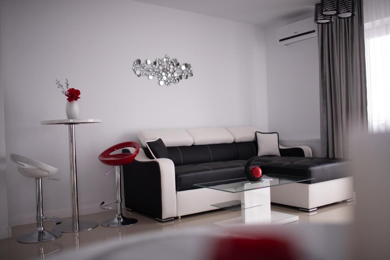 Apartament Denissia Oradea Exterior photo