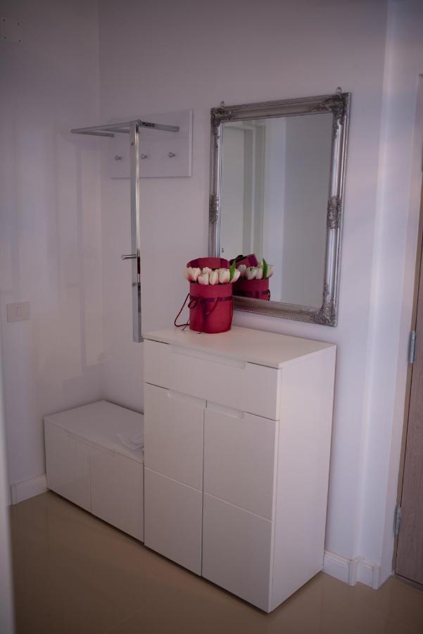 Apartament Denissia Oradea Exterior photo