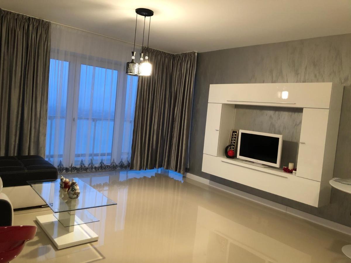 Apartament Denissia Oradea Exterior photo